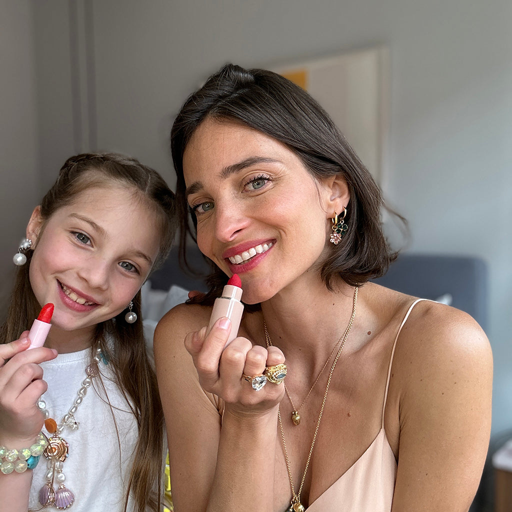 The 3-Minute Mom Challenge—Starring Maria Dueñas Jacobs!