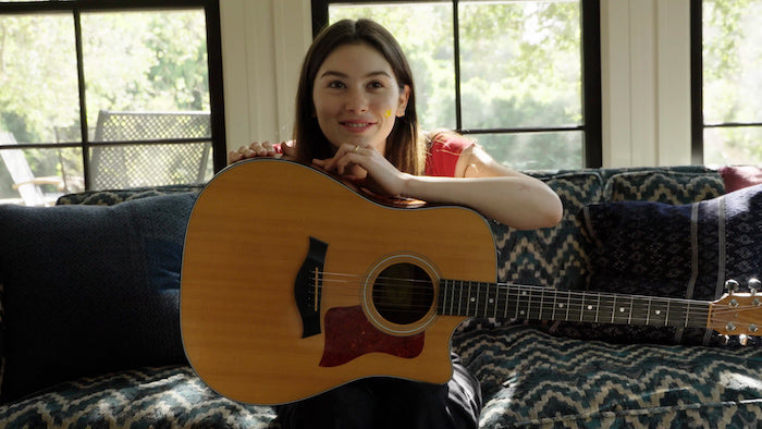Get Ready with Gracie Abrams—the Rising Star With a Fresh Beauty Look